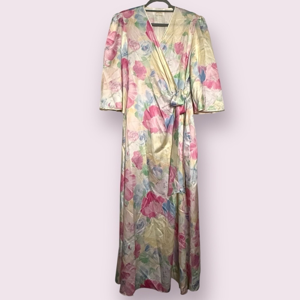 Vintage Lucie Ann Satin Pastel Floral Robe Neglige Medium - Picture 1 of 13